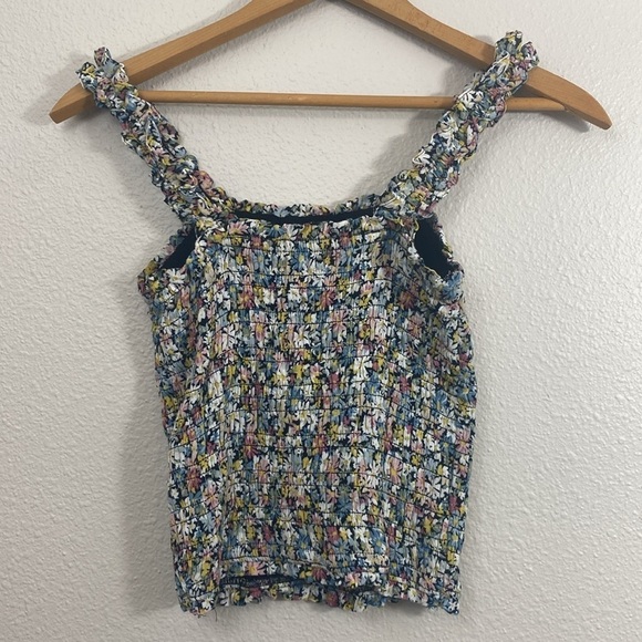 Abercrombie Floral print Shirred Elastic Crop Top w Ruffle Straps size XS - Picture 3 of 5